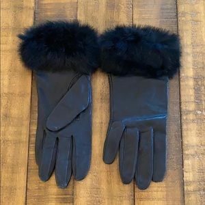 Black real fur trimmed leather gloves